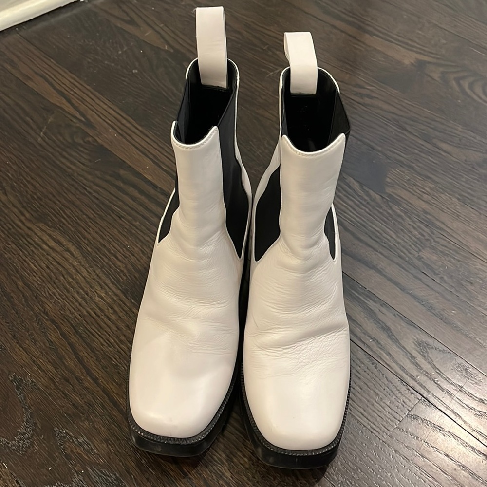 White leather Balenciaga Chelsea boots